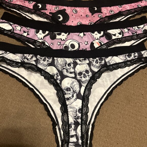 Morvia 3pk lace trim Skater goth Emo Bikini panties Large plus size skulls Pink - Picture 2 of 12